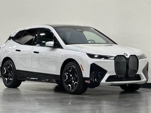Certified 2024 BMW iX xDrive50 w/ Sport Package AWD/4WD image 2