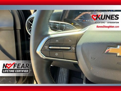 Used 2026 Chevrolet Equinox LT FWD image 23