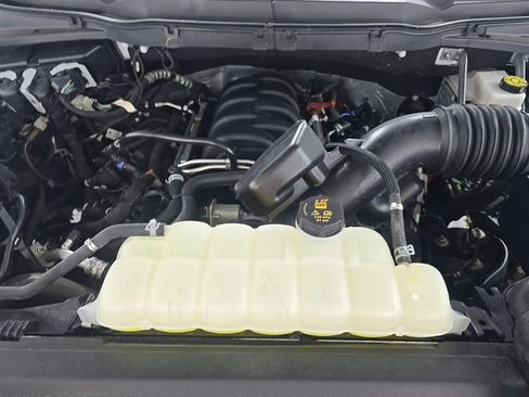 Used 2025 Ford F150 Lariat w/ Bed Utility Package AWD/4WD image 14