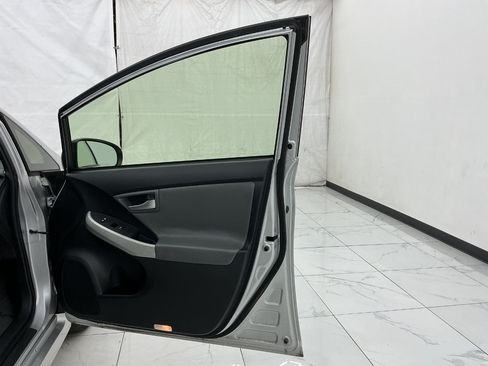 Used 2015 Toyota Prius Two FWD image 19