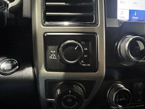 Used 2020 Ford F150 Lariat w/ Equipment Group 502A Luxury image 34