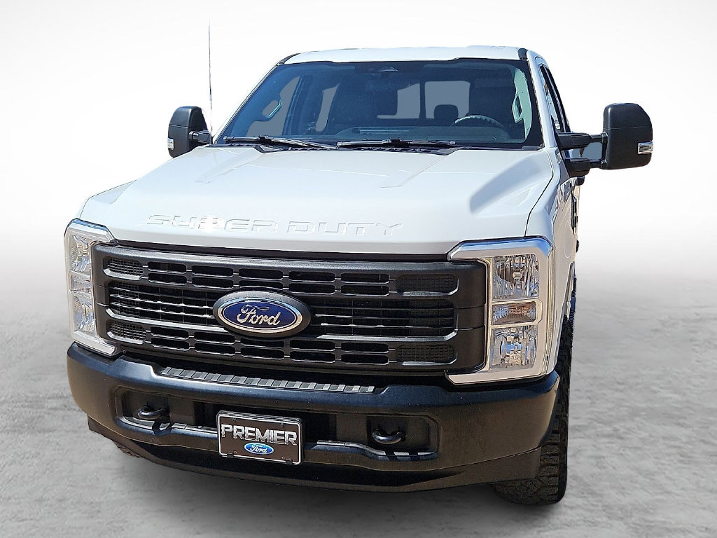 Used 2025 Ford F250 XL w/ XL Off-Road Package AWD/4WD image 4