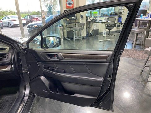 Used 2019 Subaru Legacy 3.6R Limited image 19