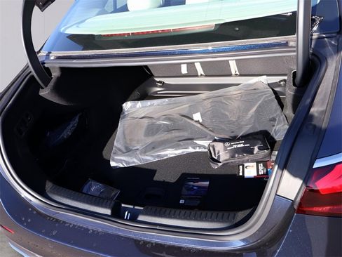 New 2026 Mercedes-Benz E 350 4MATIC Sedan image 17