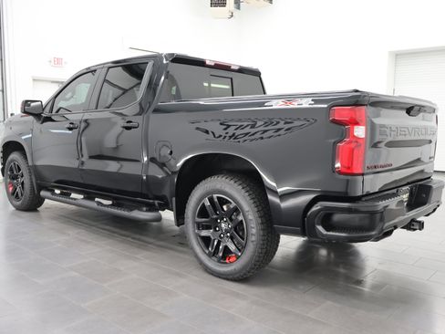 Used 2022 Chevrolet Silverado 1500 RST w/ Redline Edition AWD/4WD image 6