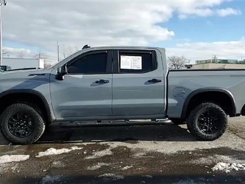 Used 2024 Chevrolet Silverado 1500 ZR2 w/ LPO, Dark Essentials Package image 5