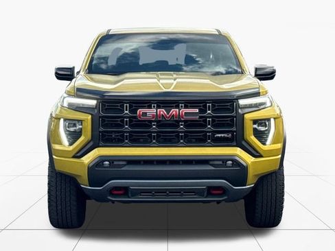 Used 2023 GMC Canyon AT4 w/ AT4 Premium Package AWD/4WD image 9