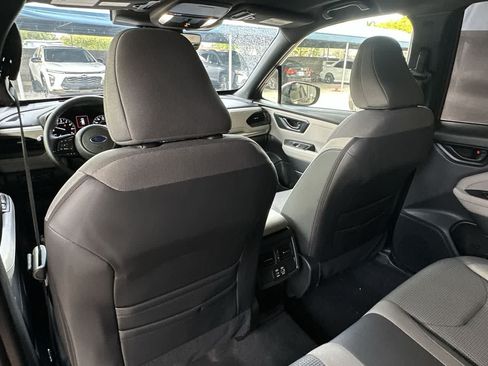 Used 2025 Subaru Forester Premium w/ Convenience Package #2 AWD/4WD image 23
