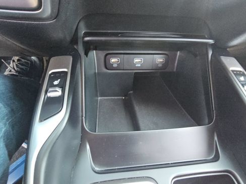 Used 2022 Kia Sorento S AWD/4WD image 19
