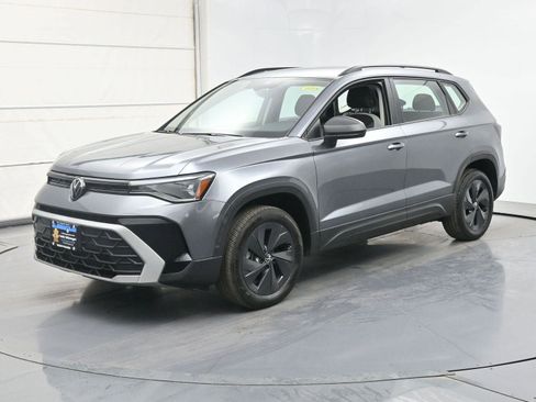 Used 2025 Volkswagen Taos S FWD image 1