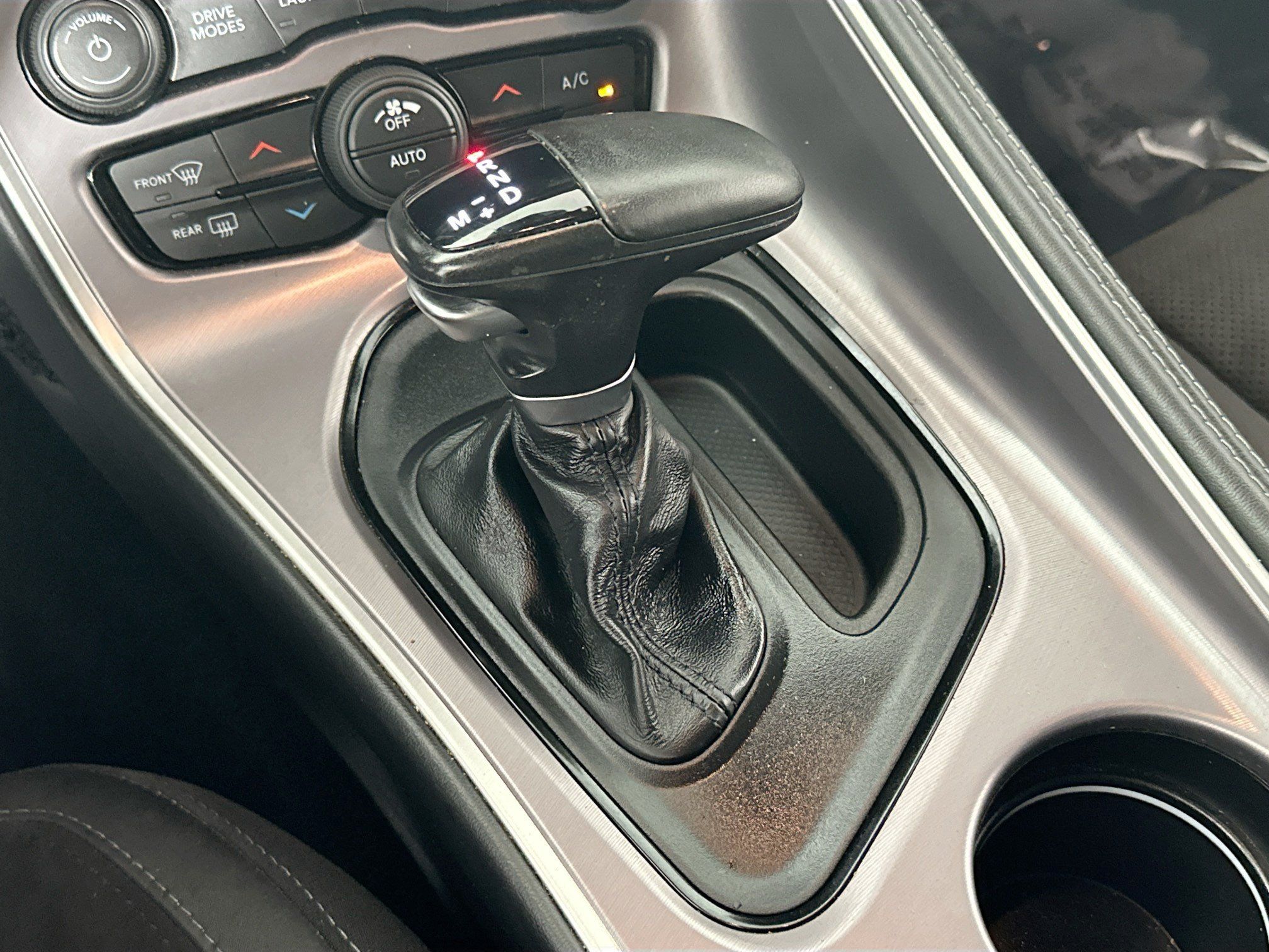 Used 2022 Dodge Challenger R/T Scat Pack RWD image 16