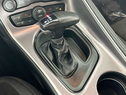 Used 2022 Dodge Challenger R/T Scat Pack RWD image 16
