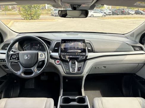 Used 2018 Honda Odyssey EX-L image 16
