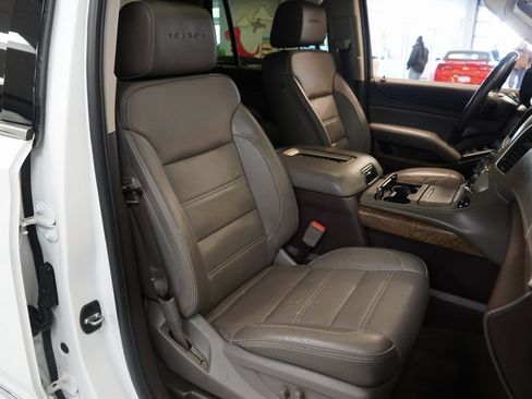 Used 2018 GMC Yukon Denali image 29