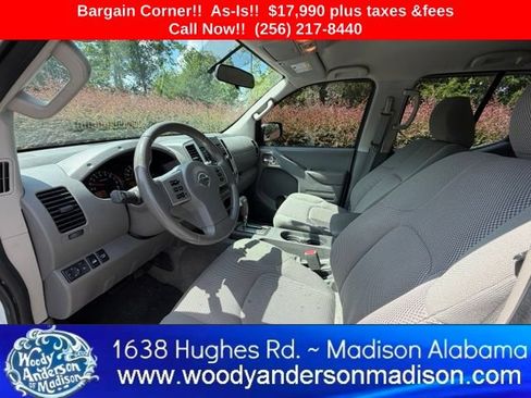 Used 2016 Nissan Frontier SV AWD/4WD image 8