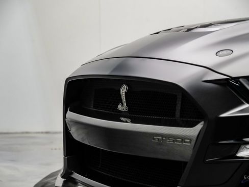 Used 2022 Ford Mustang Shelby GT500 w/ Carbon Fiber Track Pack RWD image 38