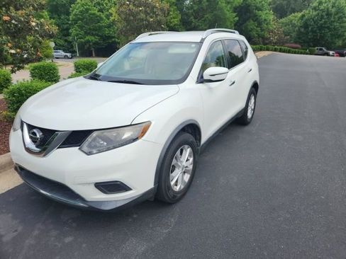 Used 2016 Nissan Rogue SV AWD/4WD image 3