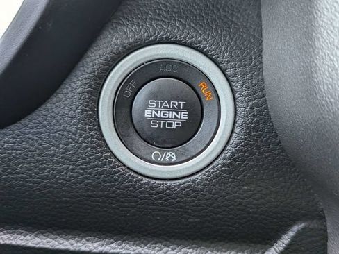 Used 2021 RAM 1500 Big Horn AWD/4WD image 30