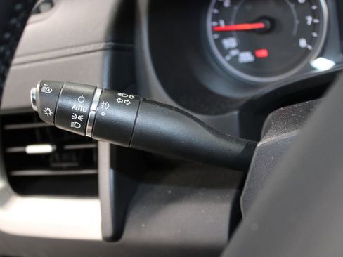 Used 2022 GMC Terrain SLT w/ Tech Package image 23