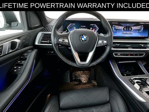 Used 2025 BMW X5 xDrive40i AWD/4WD image 6