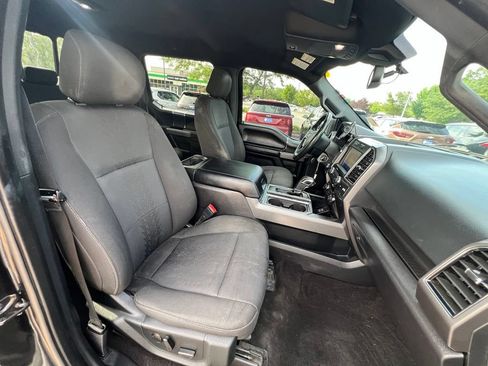 Used 2019 Ford F150 XLT w/ Equipment Group 302A Luxury AWD/4WD image 26