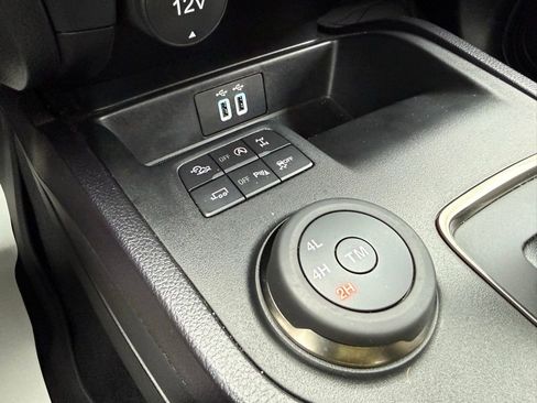 Used 2023 Ford Ranger Lariat w/ Tremor Off-Road Package image 23