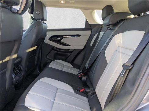 Used 2024 Land Rover Range Rover Evoque Dynamic SE image 15