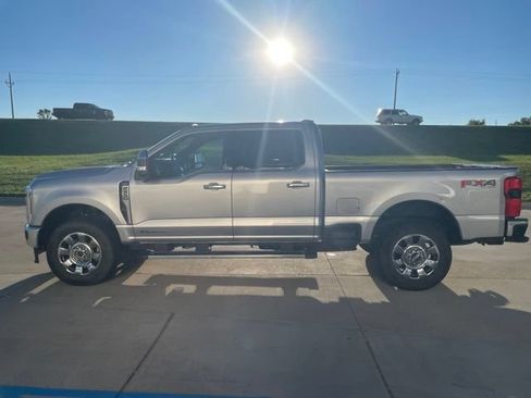 Used 2024 Ford F250 Lariat w/ Chrome Package AWD/4WD image 7