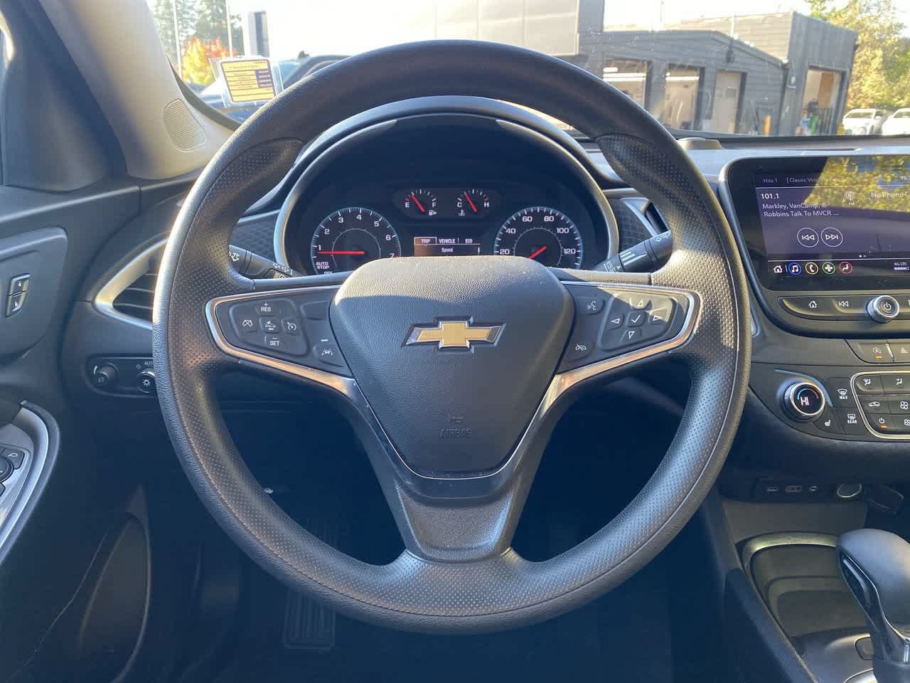 Used 2025 Chevrolet Malibu LT FWD image 19