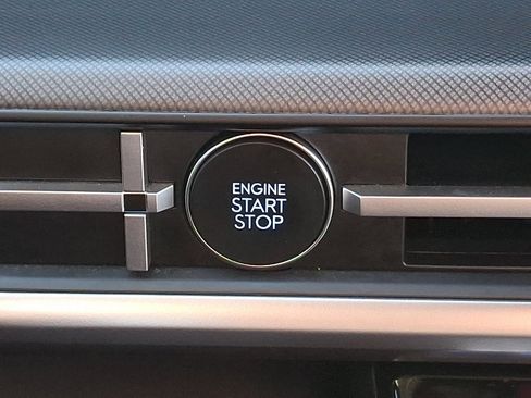 Certified 2026 Hyundai Santa Fe SEL image 23