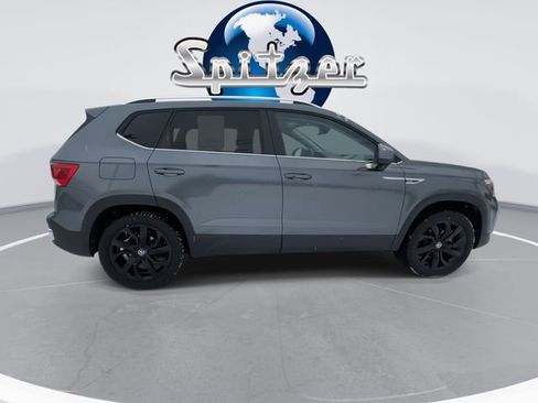 Used 2022 Volkswagen Taos SE image 10