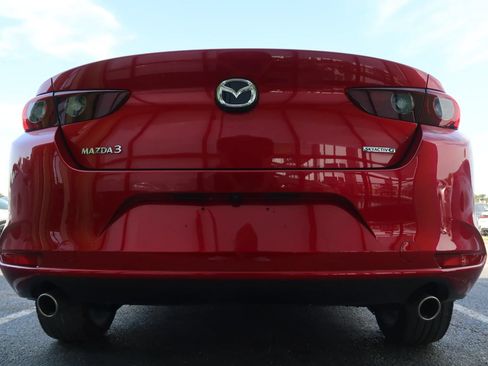 Used 2025 MAZDA MAZDA3 s FWD image 10