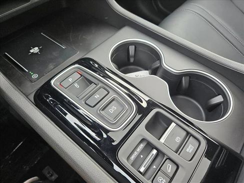 New 2026 Honda Pilot Touring image 16