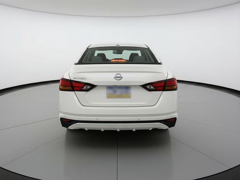 Used 2025 Nissan Altima 2.5 SV image 7