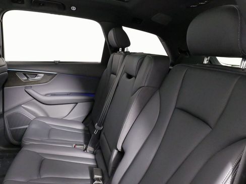 Used 2025 Audi Q7 3.0T Premium Plus w/ Premium Plus Package image 41