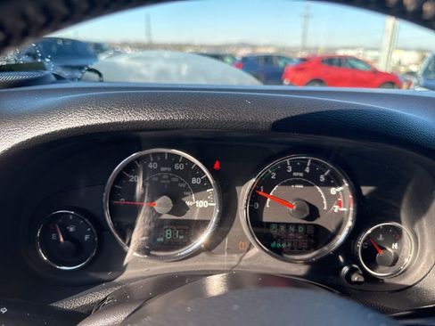 Used 2017 Jeep Wrangler Unlimited Sahara w/ Quick Order Package 24E Chief image 13