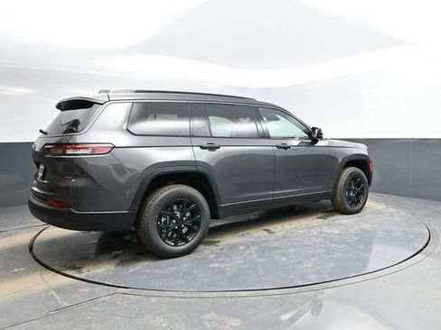 New 2026 Jeep Grand Cherokee L 4WD image 7