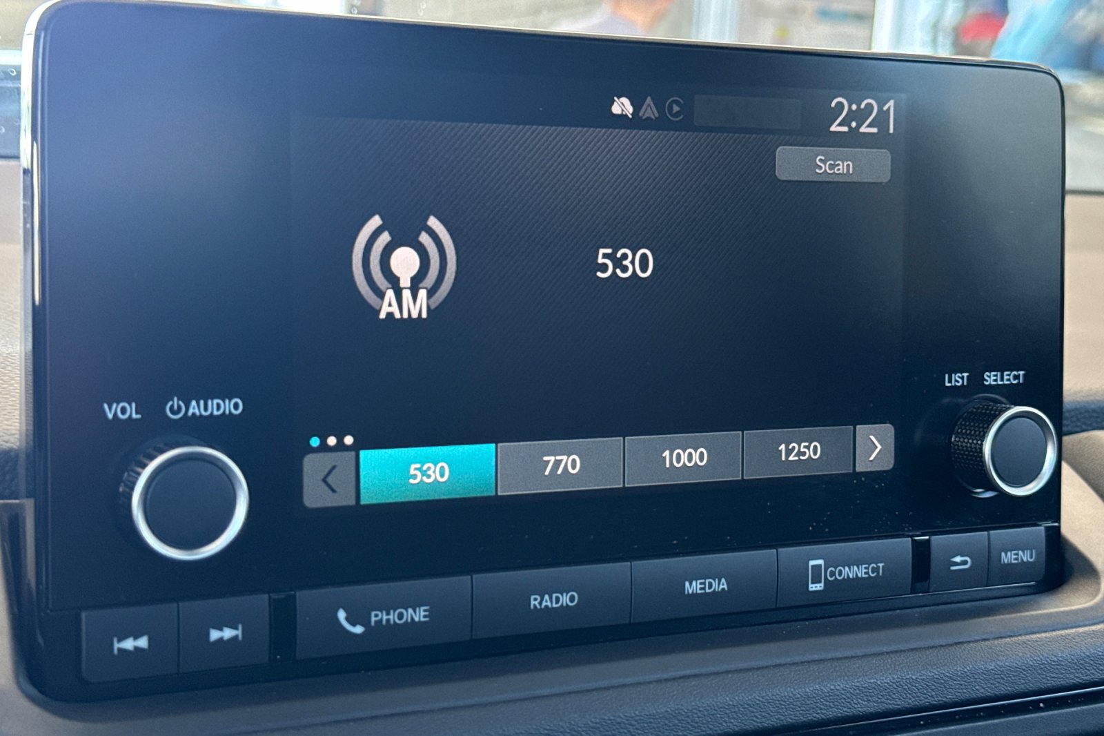 Certified 2025 Honda Accord SE image 17