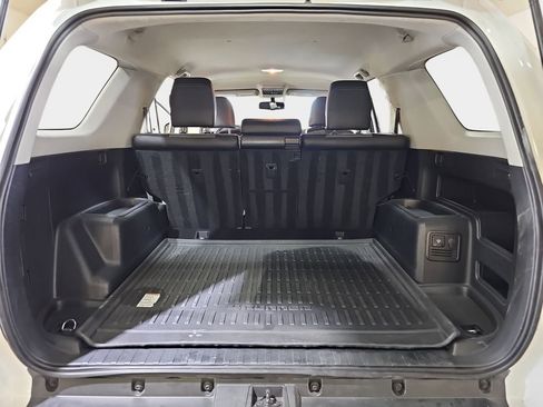 Used 2019 Toyota 4Runner SR5 Premium AWD/4WD image 14