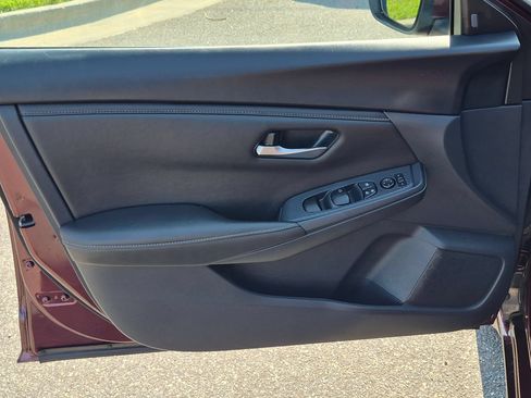 Used 2025 Nissan Sentra SV w/ All-Weather Package FWD image 11