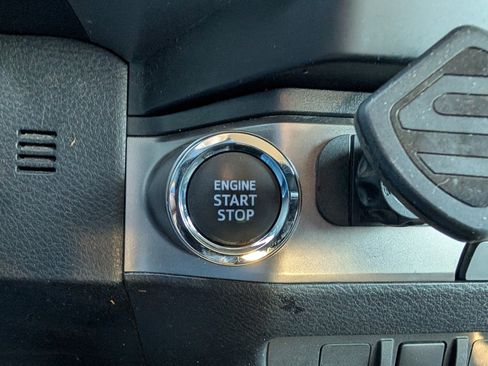 Used 2023 Toyota Tacoma TRD Sport image 15