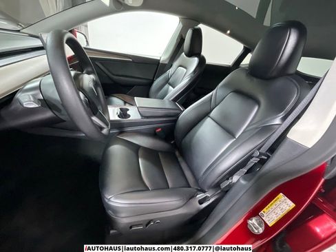 Used 2025 Tesla Model Y Long Range image 14