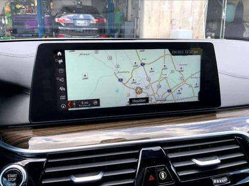Used 2018 BMW 540i RWD image 32