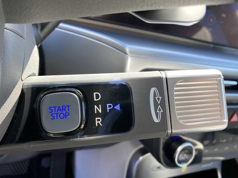 New 2026 Hyundai Ioniq 9 SEL w/ Tow & Go Package AWD/4WD image 24