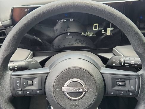 Certified 2025 Nissan Kicks S AWD/4WD image 19