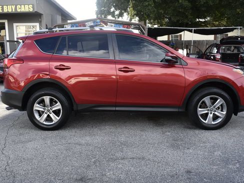 Used 2015 Toyota RAV4 XLE FWD image 4