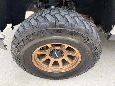 Used 2018 Chevrolet Silverado 1500 LT image 9