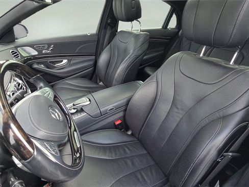 Used 2015 Mercedes-Benz S 550 Sedan w/ Premium 1 Package image 18