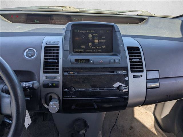 Used 2005 Toyota Prius w/ Pkg 3 FWD image 12