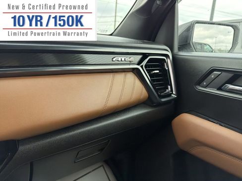 Used 2025 GMC Canyon AT4 image 26